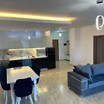 Beachfront At Shkembi Kavajes Kamelia Building Appartement Durrës