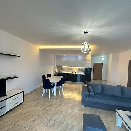 Beachfront At Shkembi Kavajes Kamelia Building Daire *