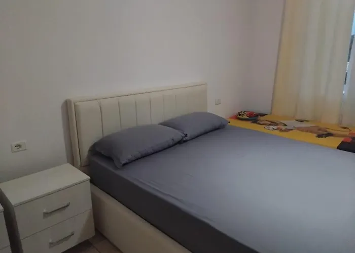 Appartement Beachfront At Shkembi Kavajes Kamelia Building