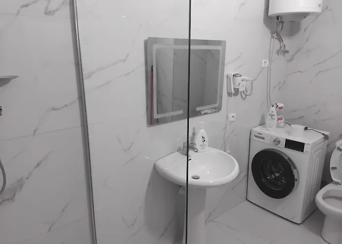 Appartement Beachfront At Shkembi Kavajes Kamelia Building *